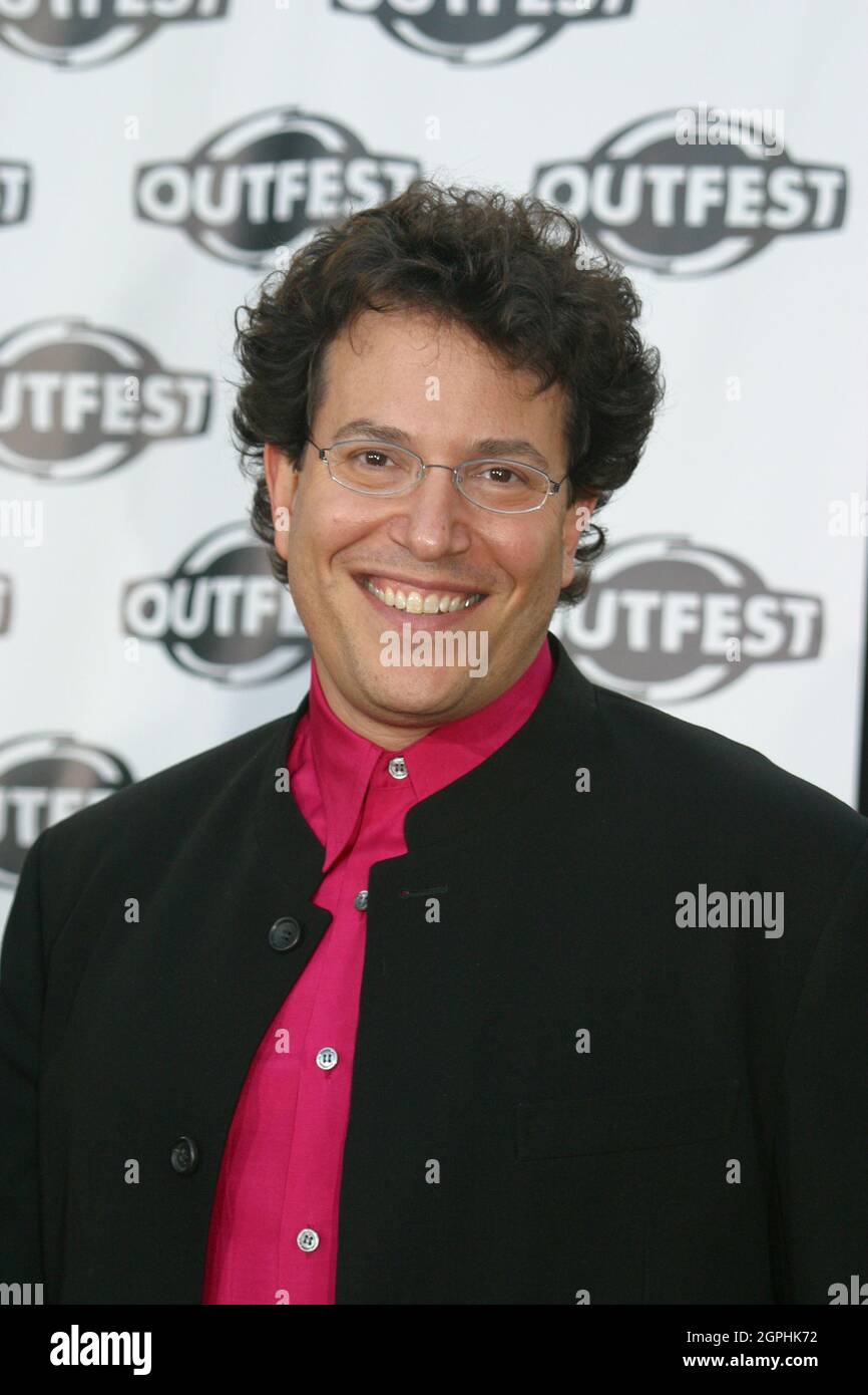 Réalisateur Michael Mayer 07/19/04 ' A Home at the End of the World' Premiere at Chinese Theatre, Hollywood photo by Izumi Hasegawa/HNW/PictureLux Banque D'Images