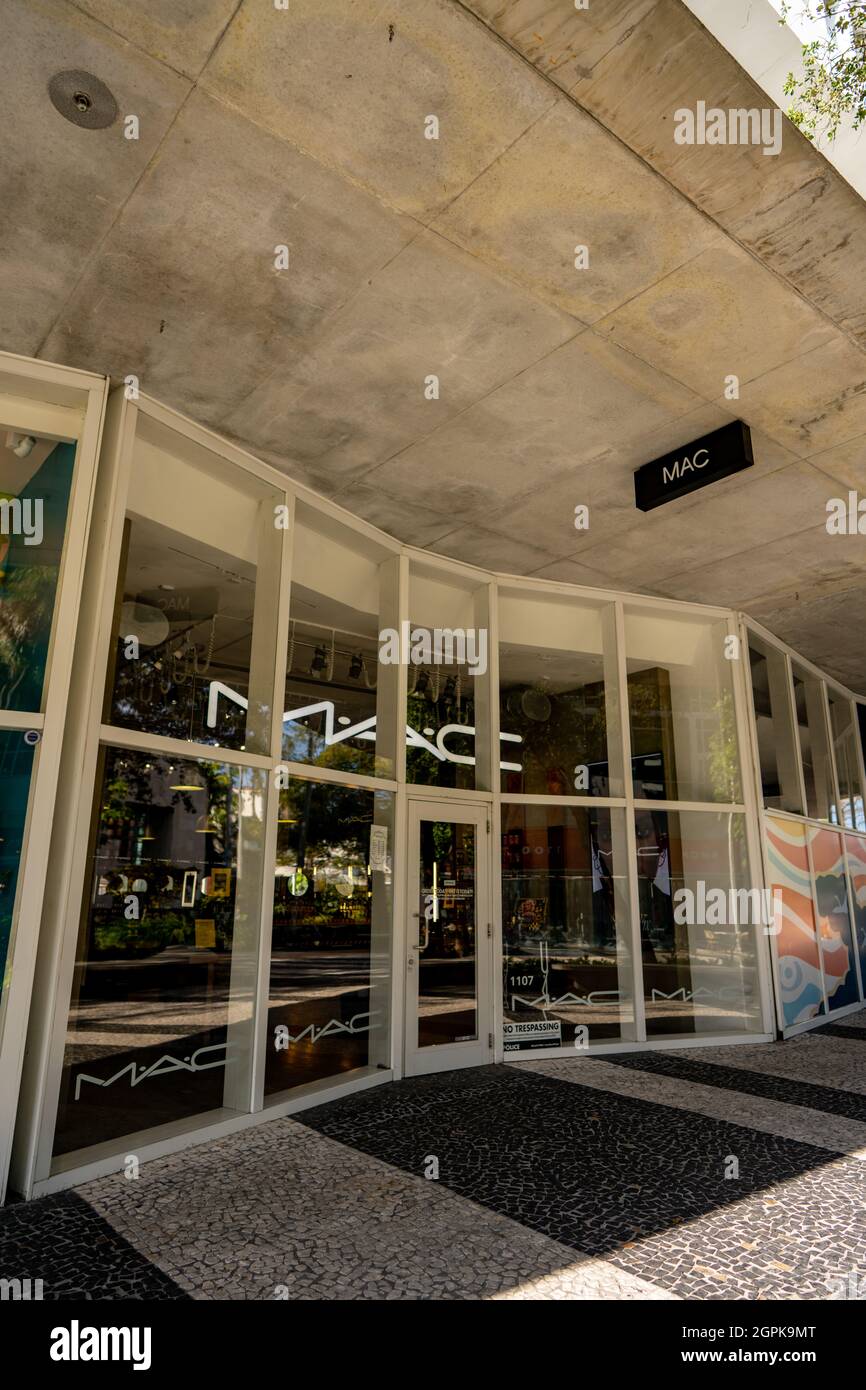 Miami Beach, FL, États-Unis - 24 septembre 2021 : MAGASIN DE maquillage POUR MAC Lincoln Road Miami Beach Banque D'Images