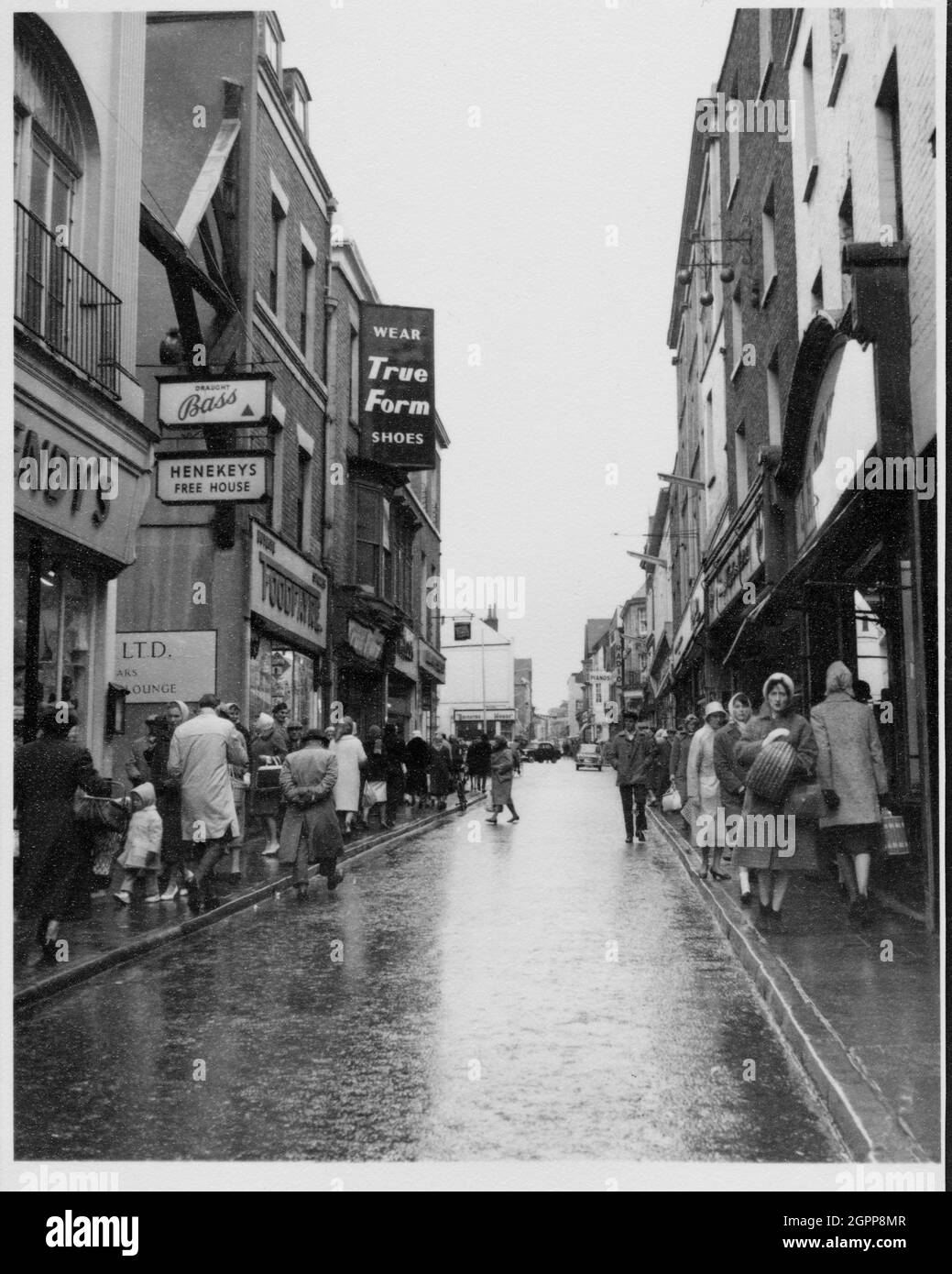 High Street, Ramsgate, Thanet, Kent, c1945-c1965. Vue générale sur la rue High Street, probablement vers le nord. Banque D'Images