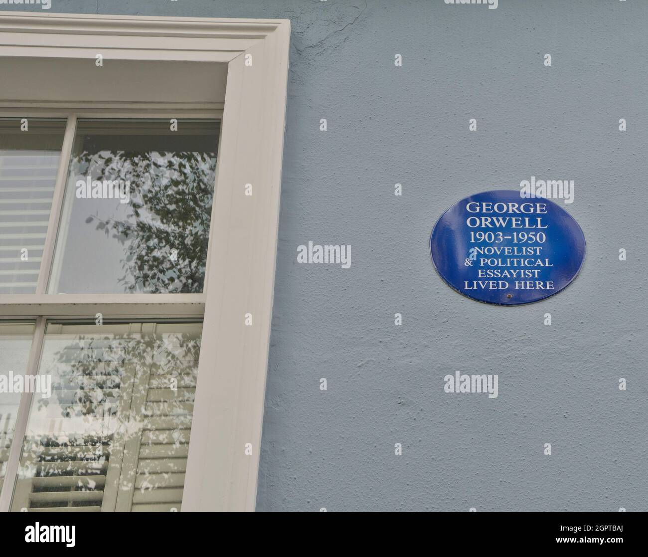 Plaque à la mémoire du célèbre écrivain George Orwell dans une maison où il a vécu à Notting Hill, Londres, Angleterre, Royaume-Uni Banque D'Images