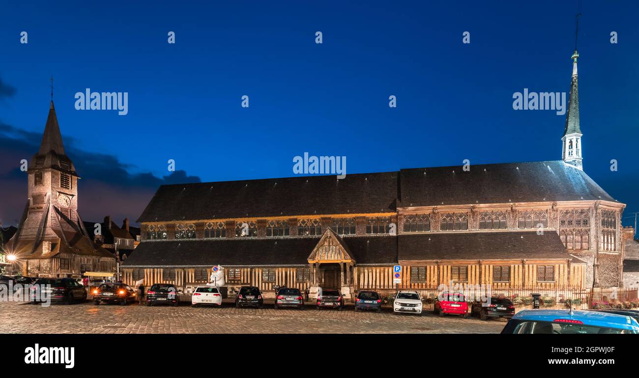 Honfleur, France - 4 août 2021 : église en bois de la vieille ville de Honfleur, commune française du département du Calvados et célèbre station touristique i Banque D'Images