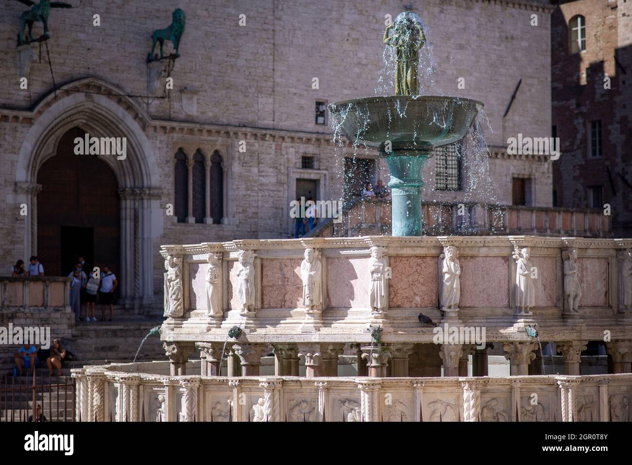 La Fontana Maggiore est l'un des symboles les plus emblématiques de Pérouse Banque D'Images