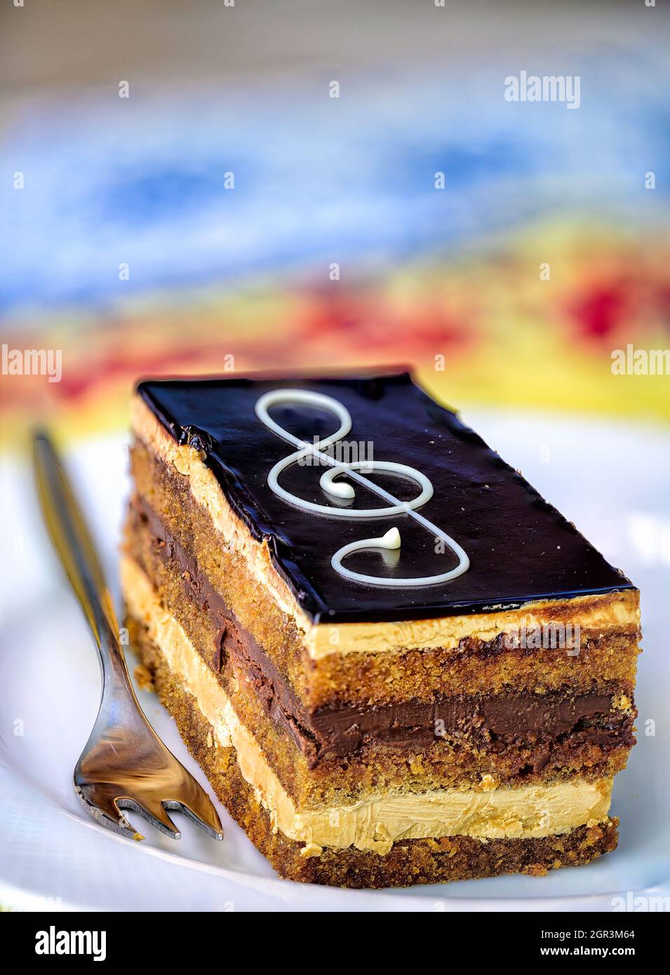 Gâteau à l'opéra, un dessert français traditionnel Banque D'Images