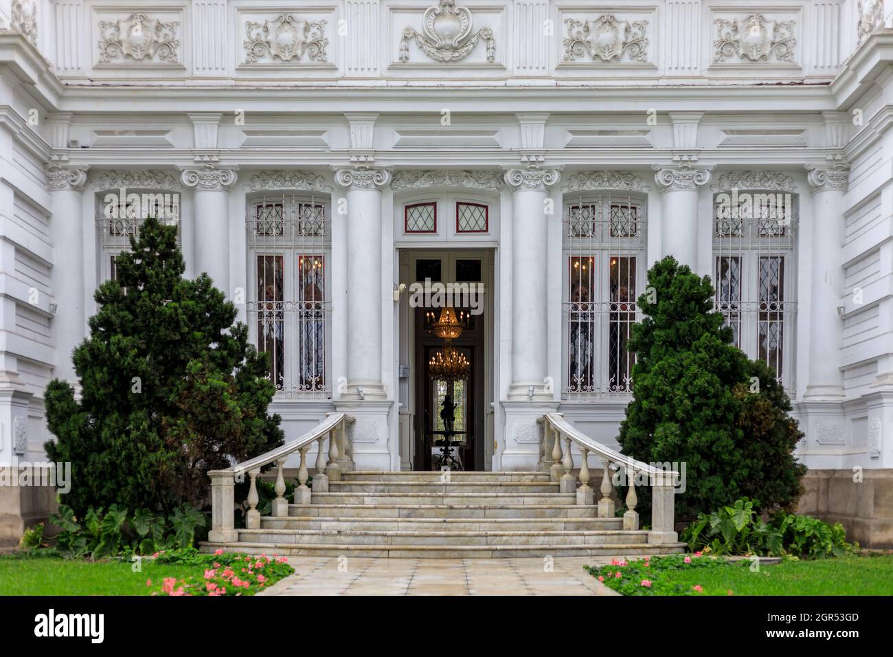 Belle entrée principale du musée Pedro de Osma dans le quartier Barranco de Lima, Pérou Banque D'Images