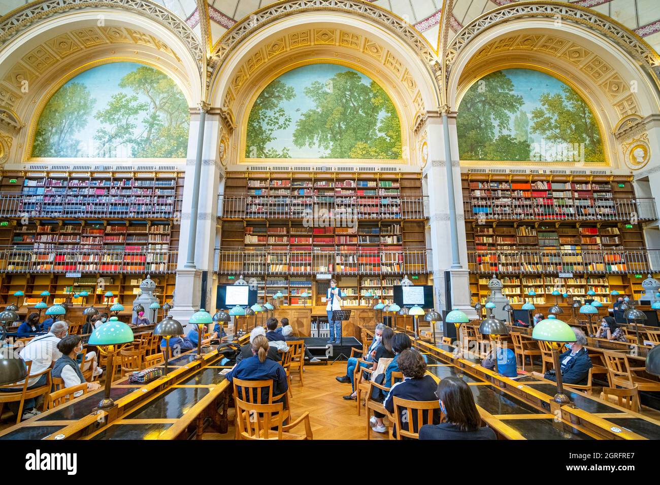 France, Paris, Institut national d'histoire de l'art (INHA), Bibliothèque Richelieu, salle Labrouste Banque D'Images