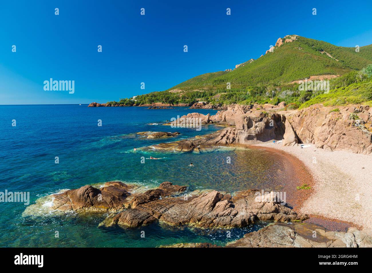 France, Var, Corniche de l'Esterel ou corniche d'Or, Saint Raphaël, le Trayas, plage Maupas Banque D'Images