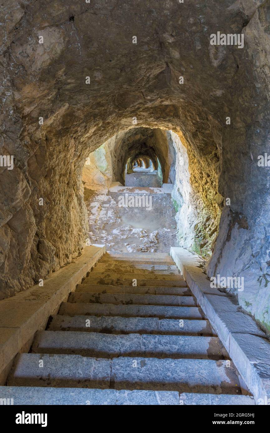 France, Alpes de haute Provence, Sisteron, citadelle, escalier souterrain Banque D'Images