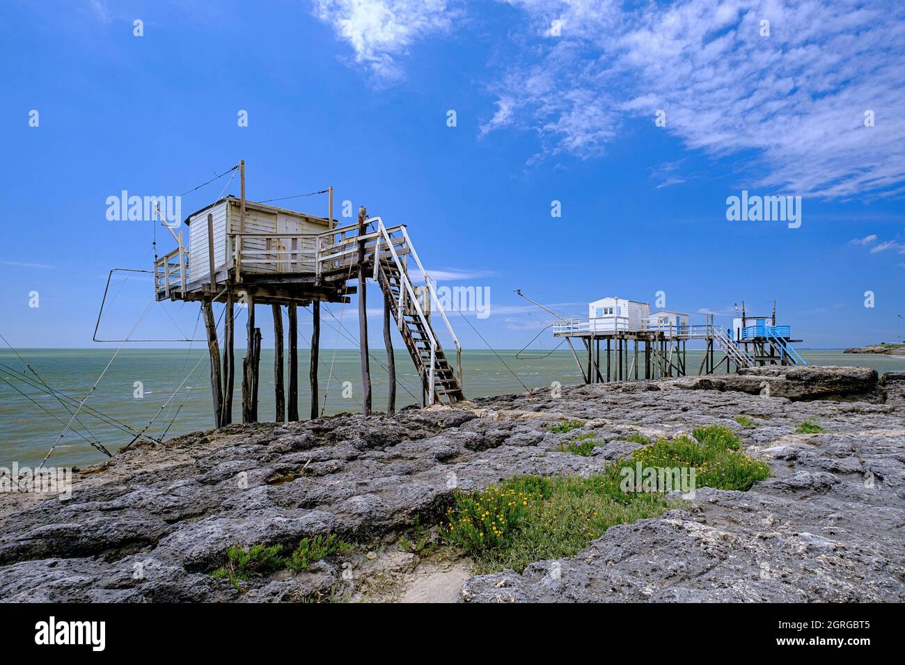 Cabane De Pecheur A Vendre Ile D Oleron France, Charente-Maritime, île d'Oléron, Saint-Palais-sur-Mer, cabane de  pêche girondais Photo Stock - Alamy