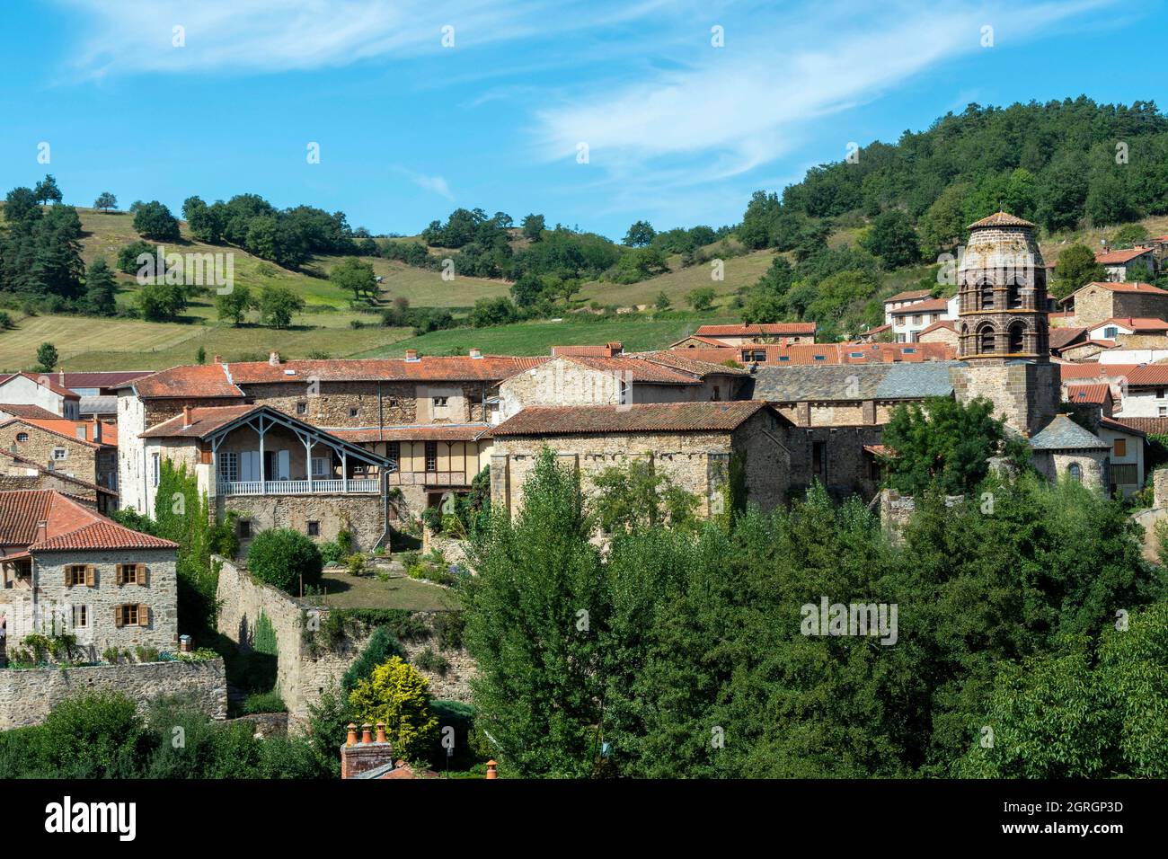 Vue sur le village de Lavaudieu, étiqueté les plus Beaux villages de France, département de la haute Loire, Auvergne Rhône Alpes, France Banque D'Images