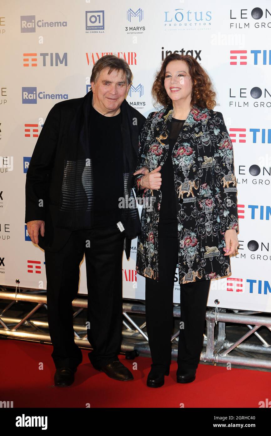 L'actrice italienne Stefania Sandrelli avec son partenaire Giovanni