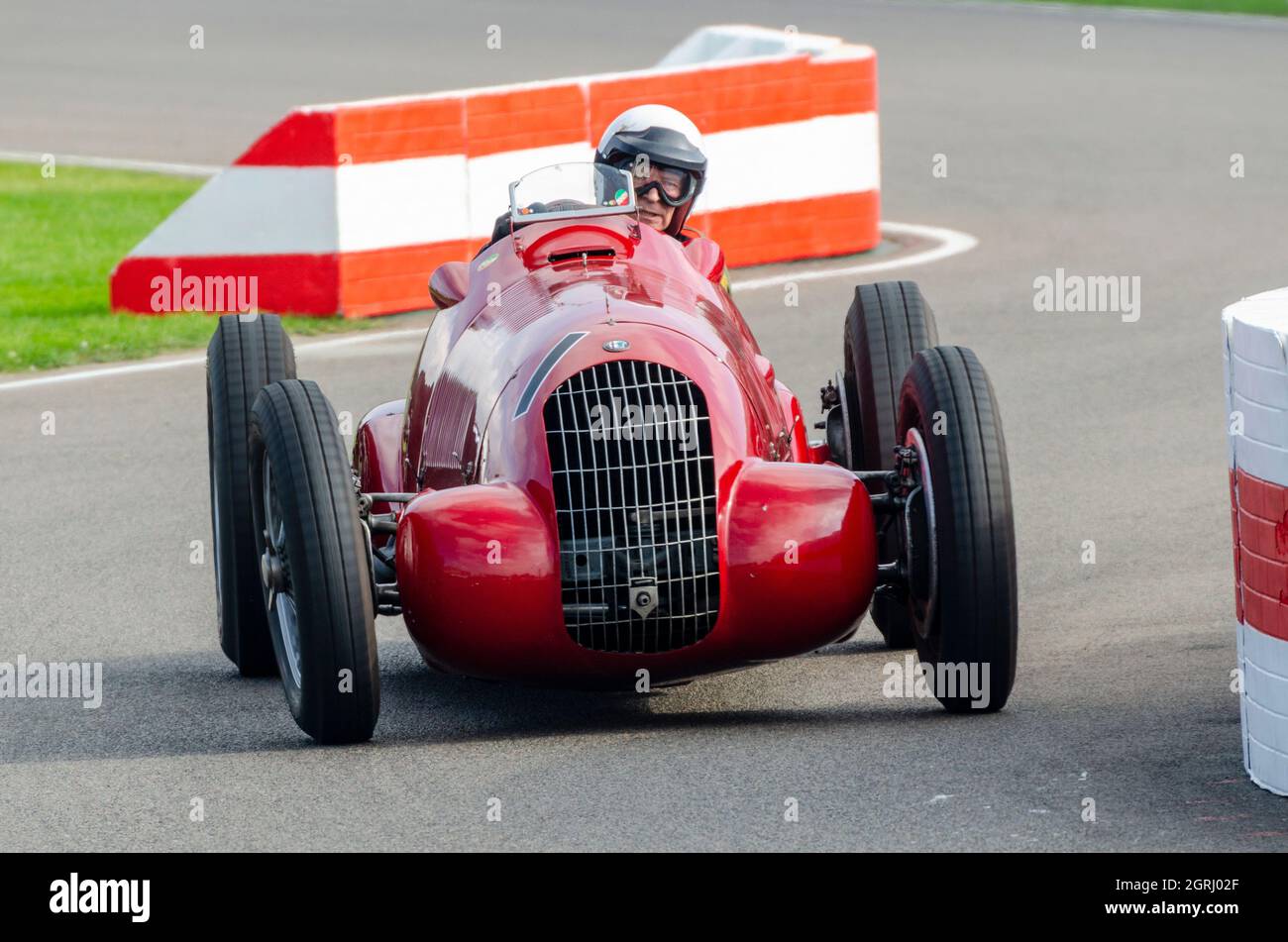 Alfa Romeo 308 ou 8C-308 course de voitures de course vintage Grand Prix dans le Goodwood Trophée à la course historique de Goodwood Revival 2014. Banque D'Images