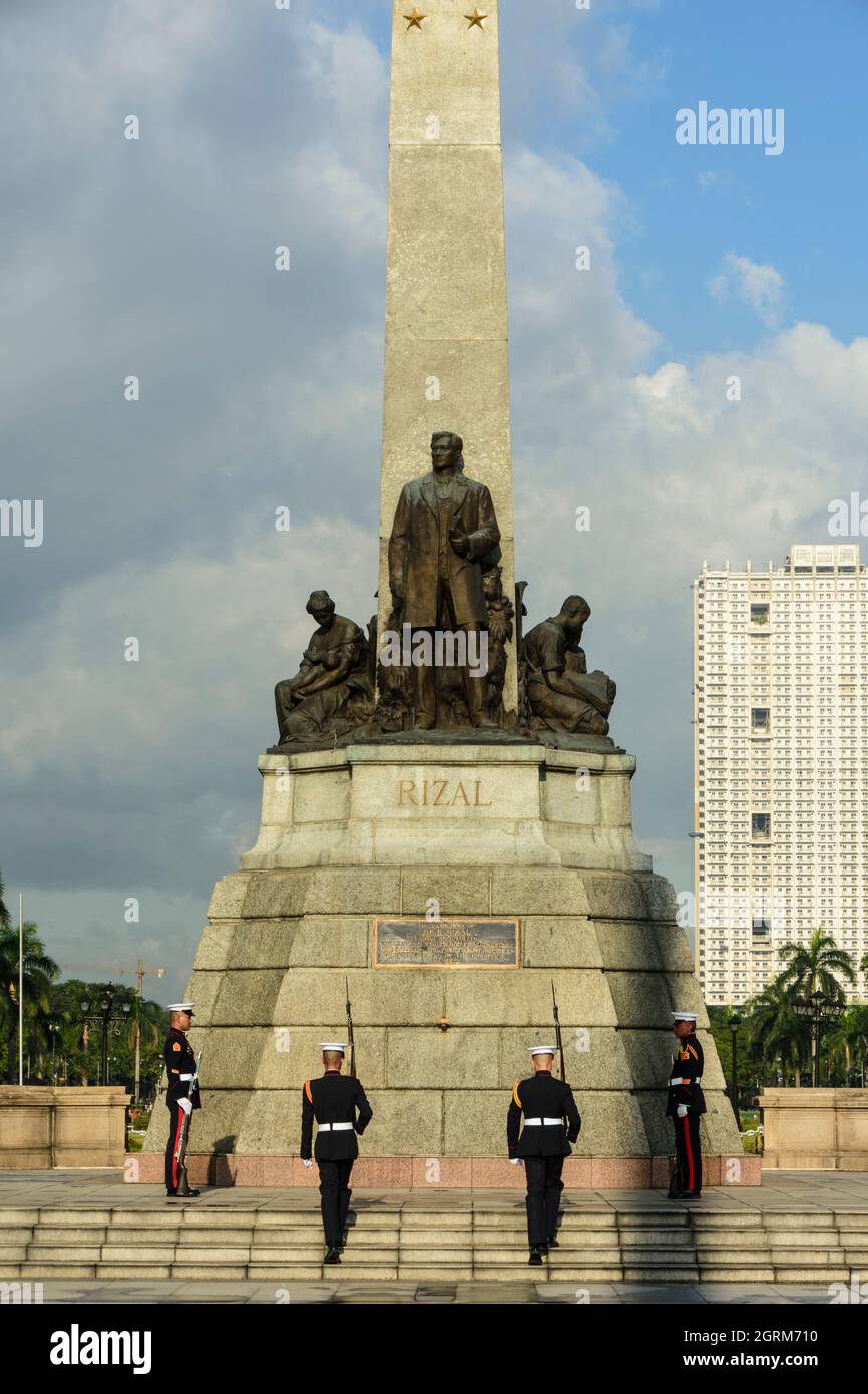 Changement des gardes au monument Rizal de Luneta, Manille, Philippines Banque D'Images
