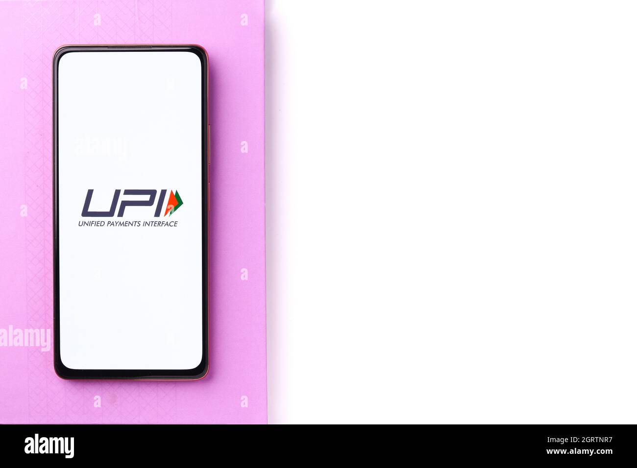 West Bangal, Inde - 28 septembre 2021 : logo UPI sur image de stock d'écran de téléphone. Banque D'Images