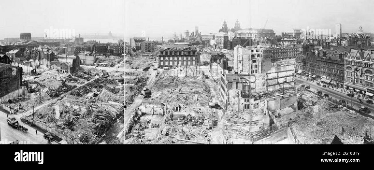 Centre-ville de Liverpool après un violent bombardement Banque D'Images