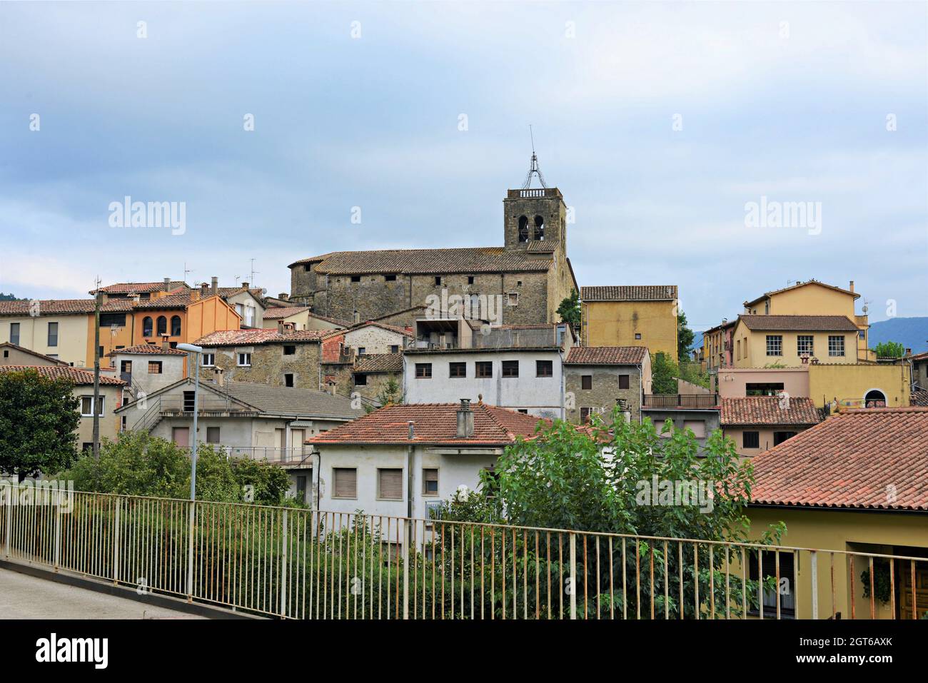 Centre historique de Sant Esteve d'en Bas situé dans la région de Garrotxa, province de Gérone, Catalogne, Espagne Banque D'Images