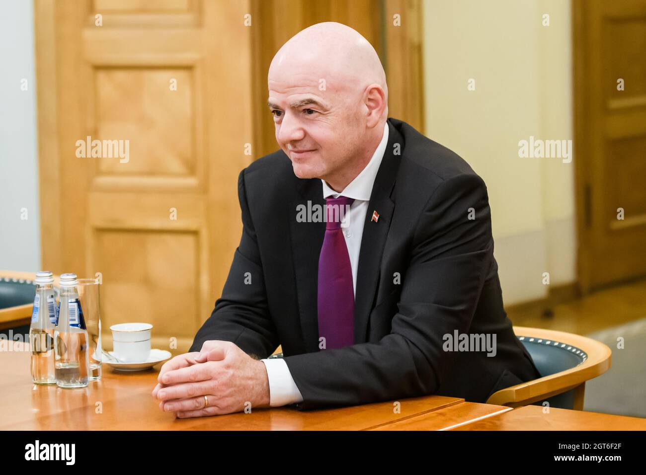 RIGA, LETTONIE. 1er octobre 2021. Gianni Infantino rencontre Krisjanis Karins, Premier ministre de Lettonie. Banque D'Images