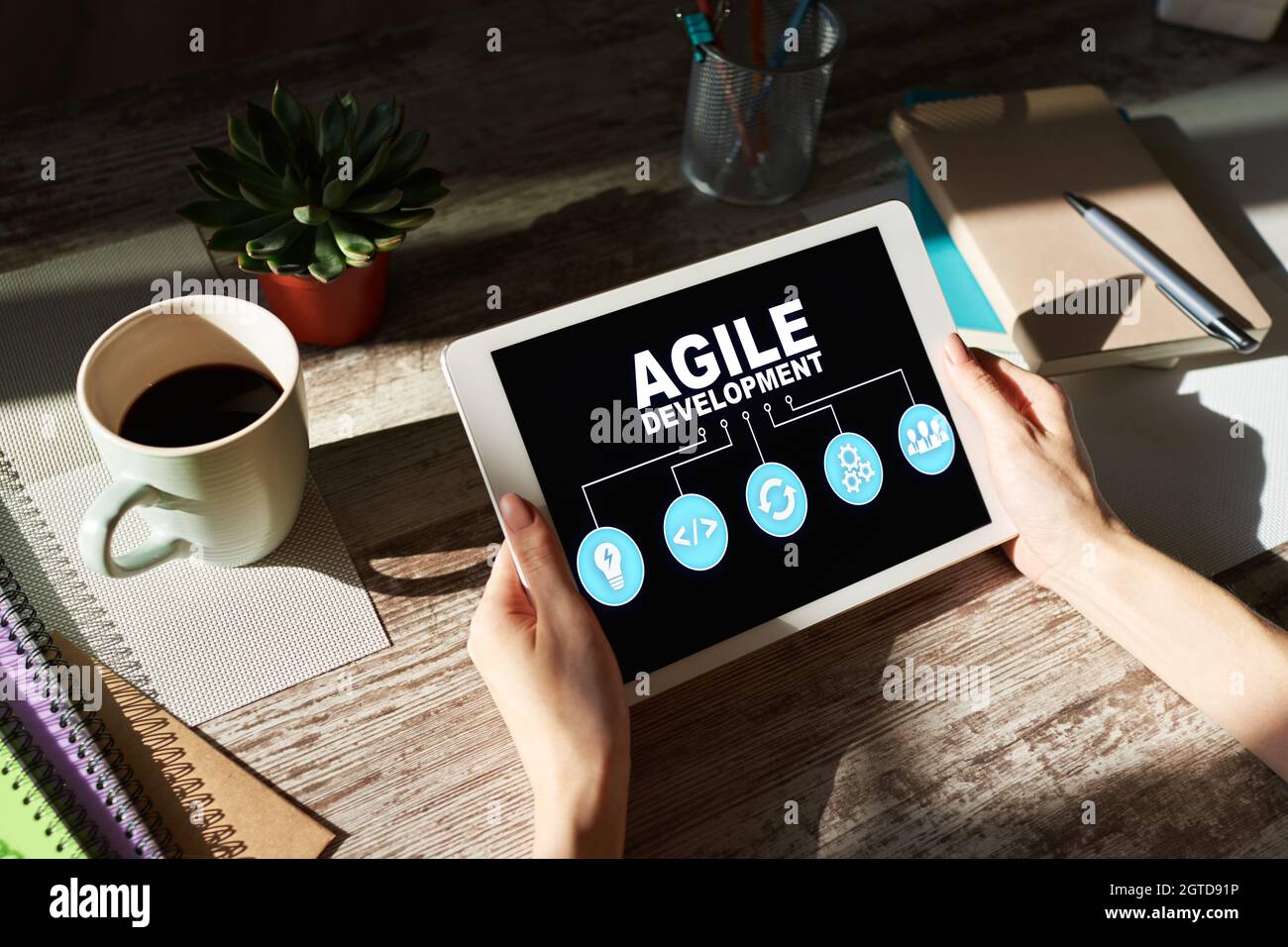 Concept de développement agile sur l'écran de l'appareil. Banque D'Images