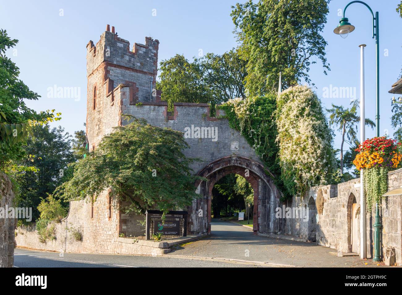 Ruthin Castle (Castell Rhuthun) Hôtel, Castle Street, Ruthin (Rhuthun), Denbighshire (Sir Ddinbych), pays de Galles, Royaume-Uni Banque D'Images