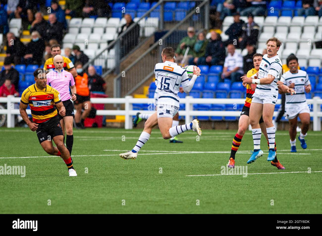 Coventry, Royaume-Uni. 02 octobre 2021. Tom Emery de Coventry Rugby vu en action pendant le match de championnat Green King entre Coventry Rugby et Richmond Rugby à Butts Park Arena à Coventry.(score final; Coventry 10:5 Richmond) Credit: SOPA Images Limited/Alay Live News Banque D'Images