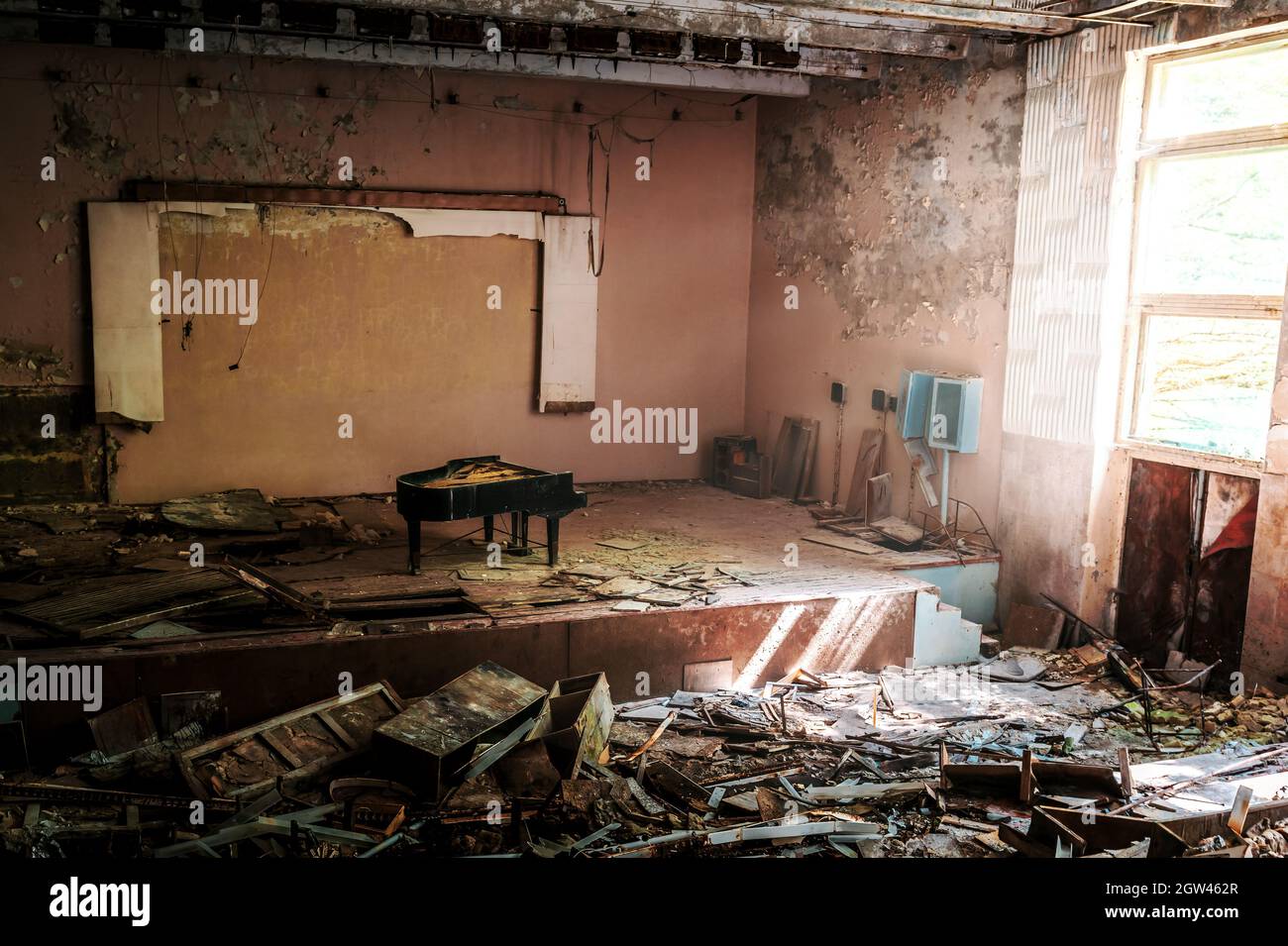 Auditorium de l'école de musique Pripyat et salle de concert - Pripyat, zone d'exclusion de Tchernobyl, Ukraine Banque D'Images