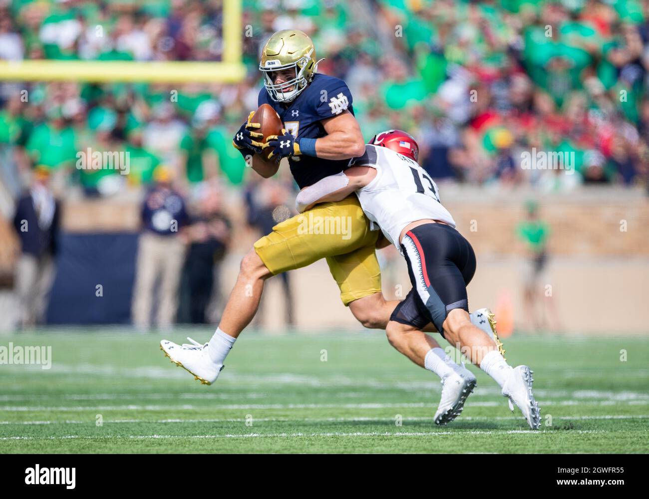 02 octobre 2021 Notre Dame serré extrémité Michael Mayer (87) court