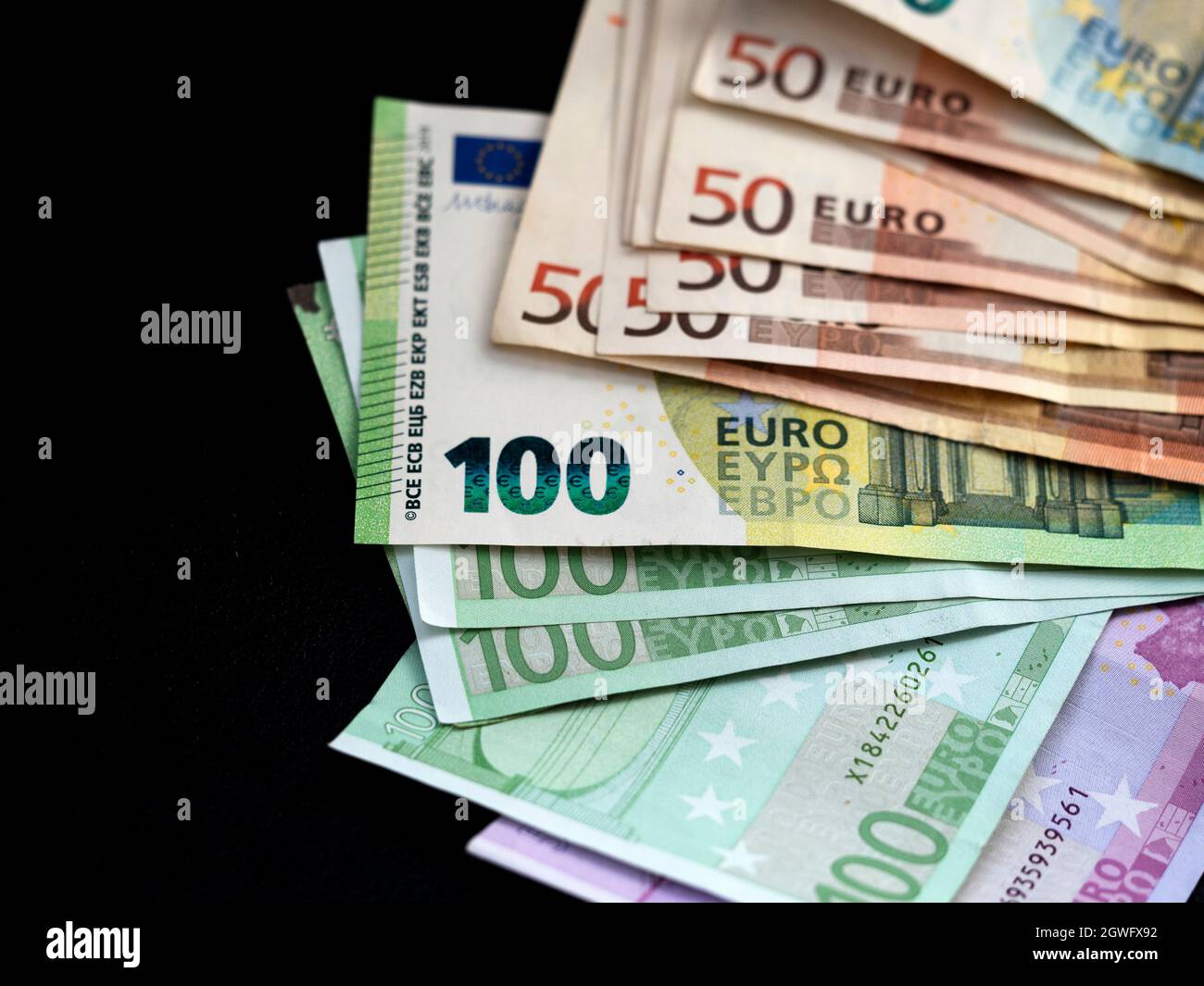 Pile de billets de 20 euros Banque de photographies et d’images à haute ...