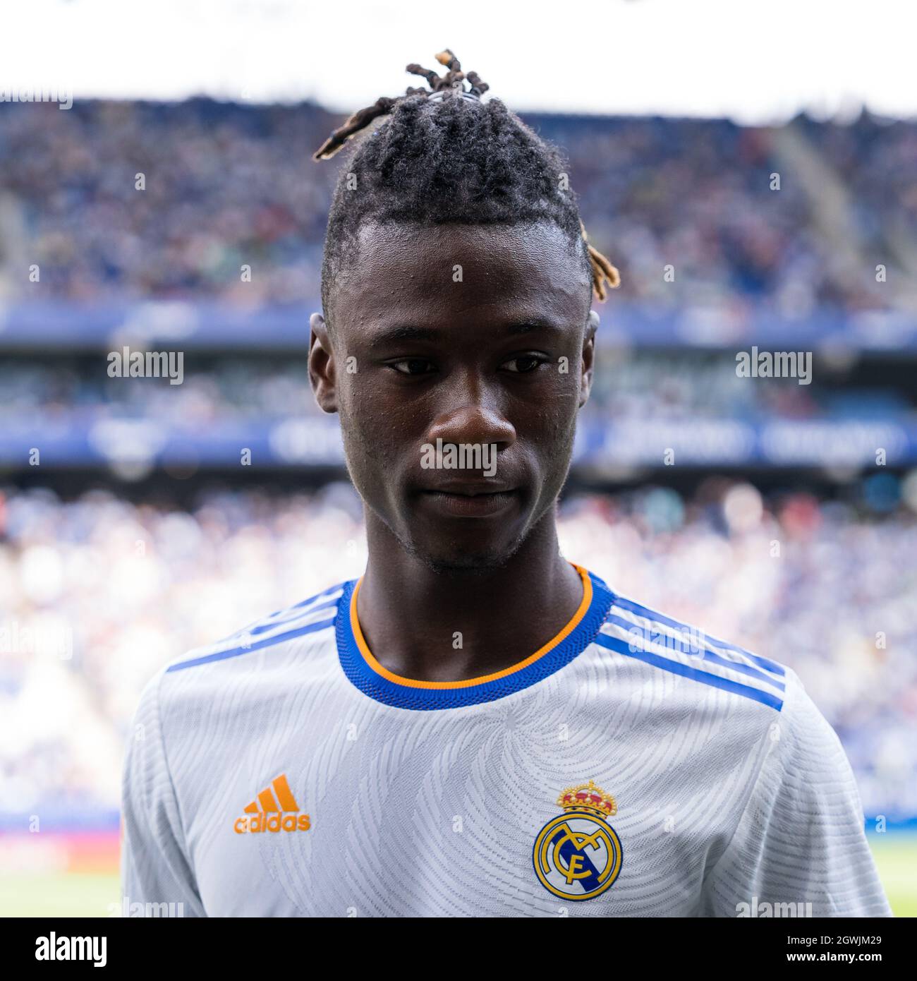 ESPAGNE, FOOTBALL, LA LIGA SANTANDER, RCDE VS REAL MADRID CF. Real Madrid CF joueur (25) Camavinga pendant le match de la Liga Santander entre le RCD Espanyol et le Real Madrid CF au stade RCDE, Cornellà, Espagne, le 3 octobre 2021. © Joan Gosa 2021. Crédit : Joan Gosa Badia/Alay Live News Banque D'Images