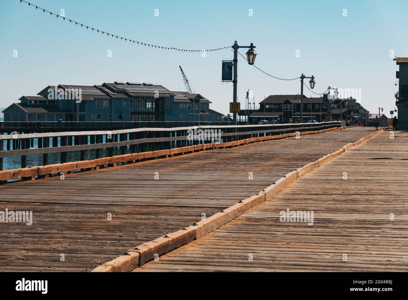 Stearns Wharf à Santa Barbara, CA - un quai en bois historique avec des boutiques et des restaurants Banque D'Images