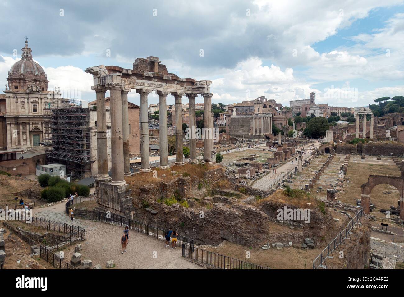 Rome, Italie - Temple de Saturne au Forum Romanum Banque D'Images