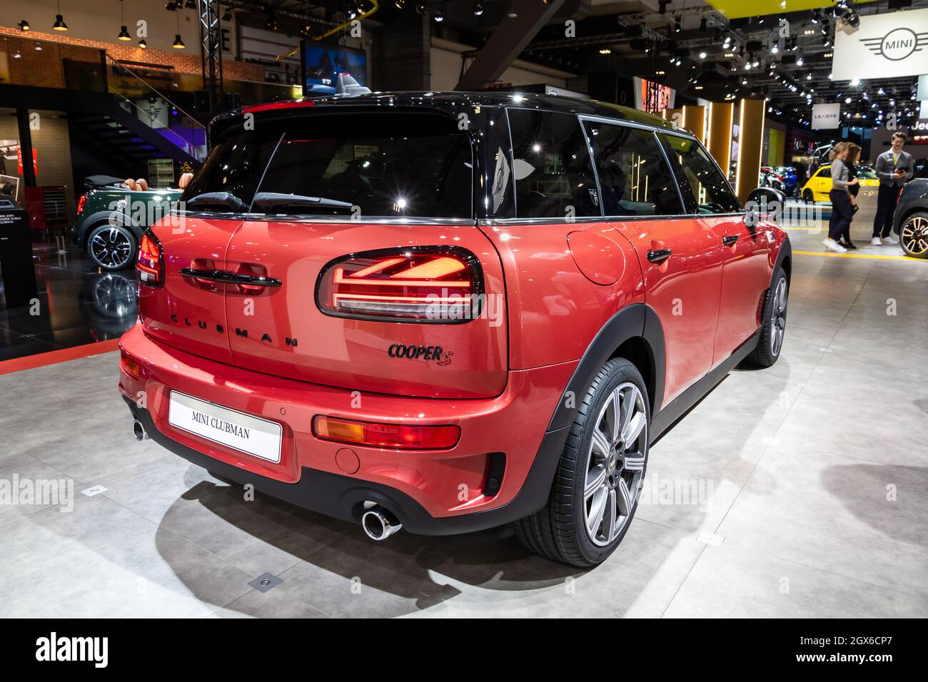 La voiture Mini Cooper Clubman S a été présentée au salon automobile Autosalon 2020. Bruxelles, Belgique - 9 janvier 2020. Banque D'Images