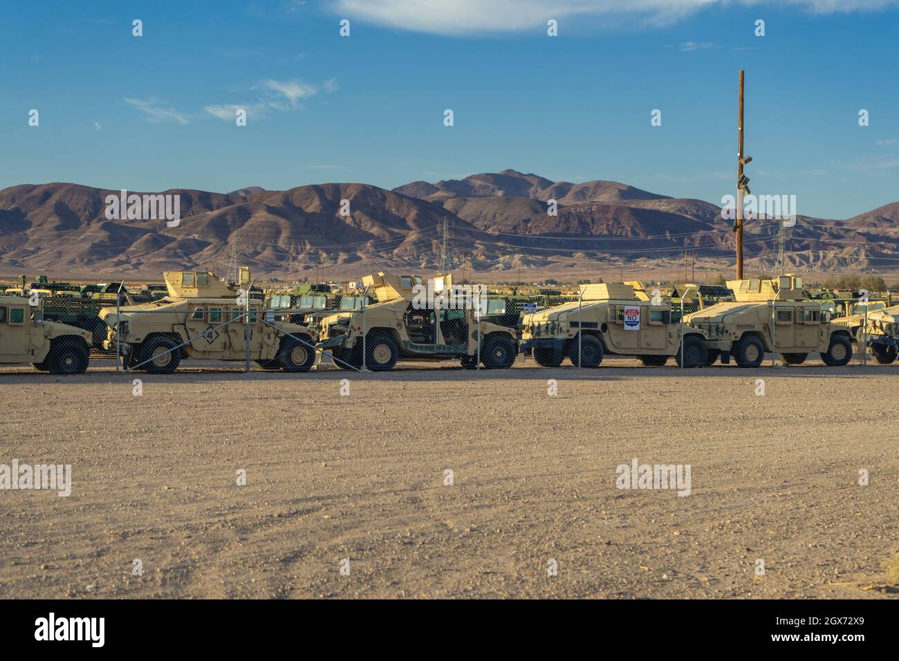 Humvee hmmwv Banque de photographies et d’images à haute résolution - Alamy