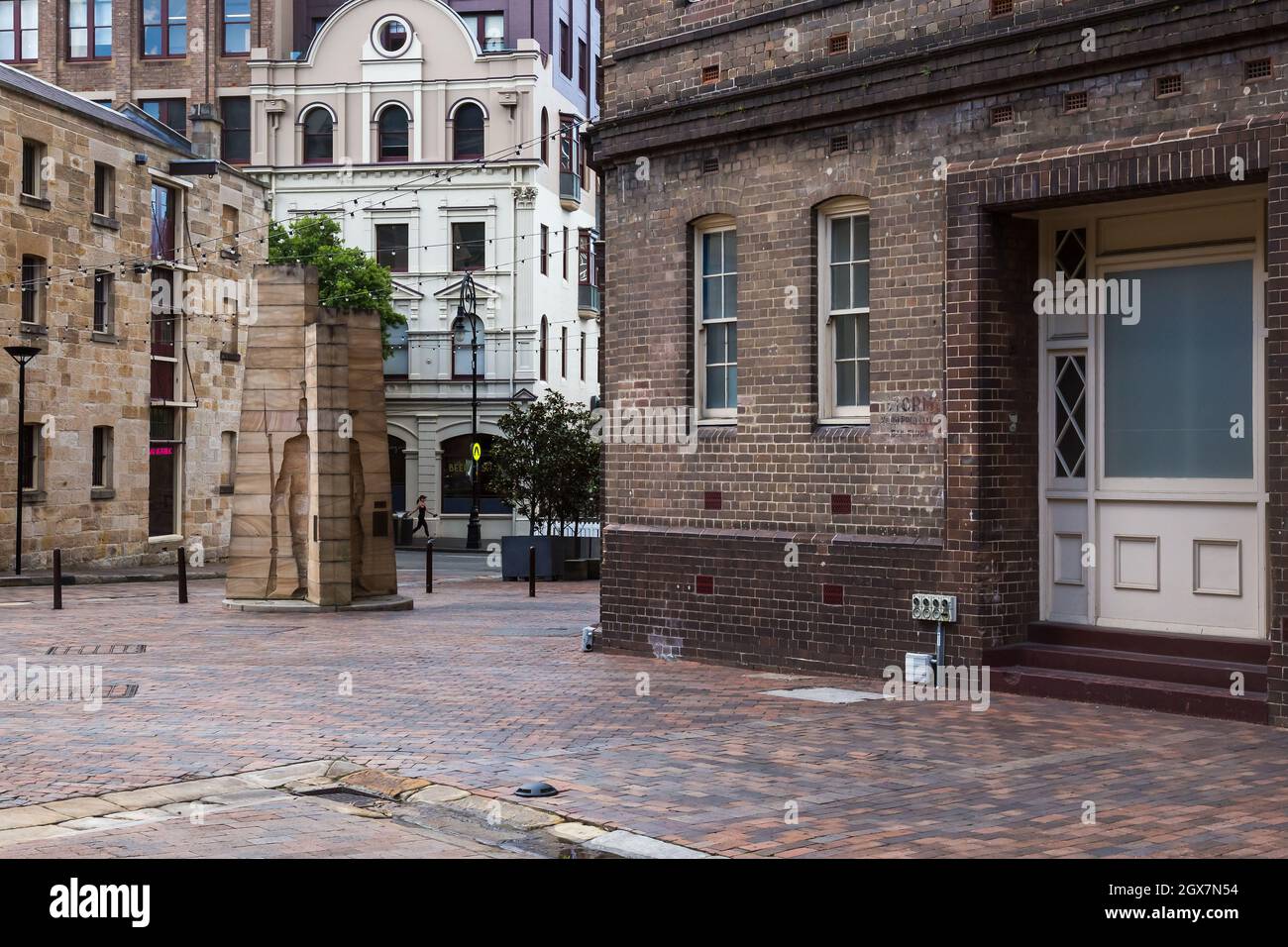 Sydney, Australie. Lundi 4 octobre 2021. Le quartier des affaires du centre de Sydney est encore très calme, car Sydney se prépare à rouvrir une fois que l'objectif de vaccination de 70 % a été atteint d'ici le lundi 11 octobre. Vues générales sur les Rocks. Crédit : Paul Lovelace/Alamy Live News Banque D'Images