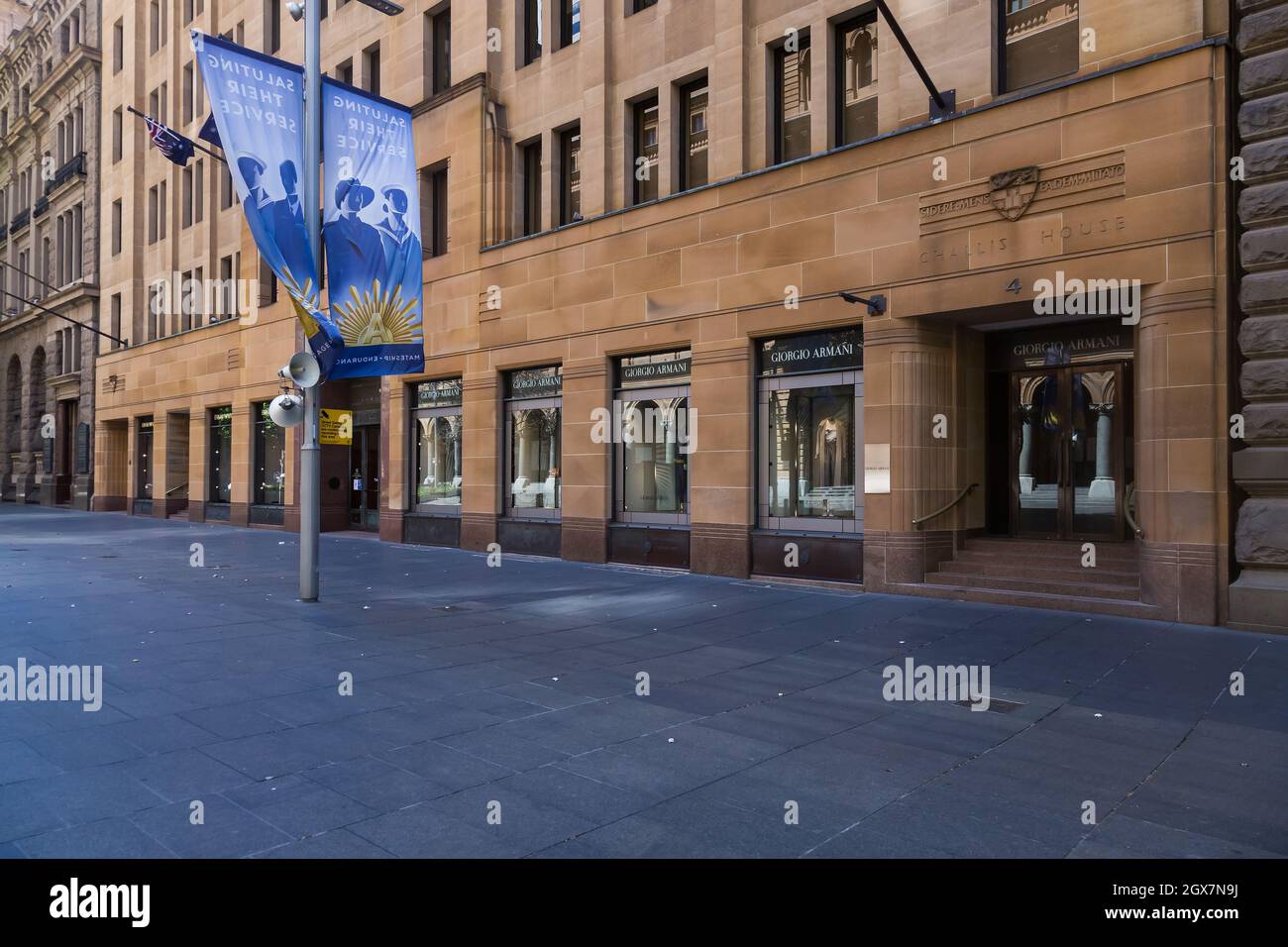Sydney, Australie. Lundi 4 octobre 2021. Le quartier des affaires du centre de Sydney est encore très calme, car Sydney se prépare à rouvrir une fois que l'objectif de vaccination de 70 % a été atteint d'ici le lundi 11 octobre. Vue générale sur la place Martin. Crédit : Paul Lovelace/Alamy Live News Banque D'Images