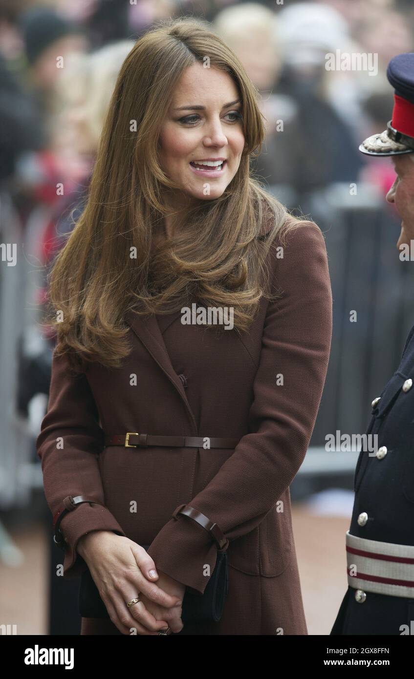 Catherine, duchesse de Cambridge, visite le Centre national du patrimoine de la pêche lors d'une visite officielle à Grimsby le 5 mars 2013. Banque D'Images