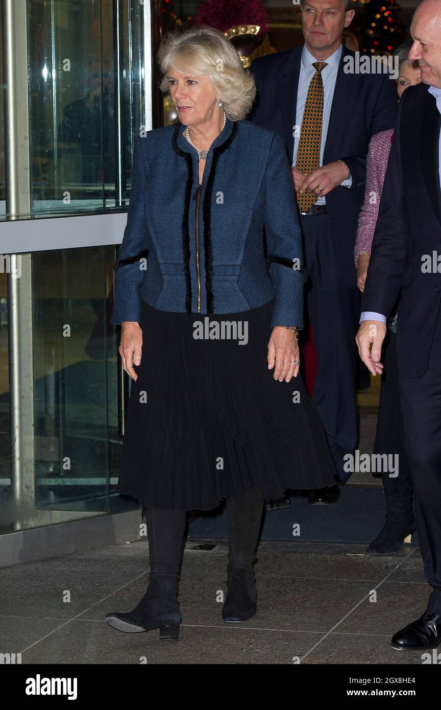 Camilla, la duchesse de Cornwall, visite la Journée de la Charité de l'ICAP à Londres le 3 décembre 2013. Banque D'Images