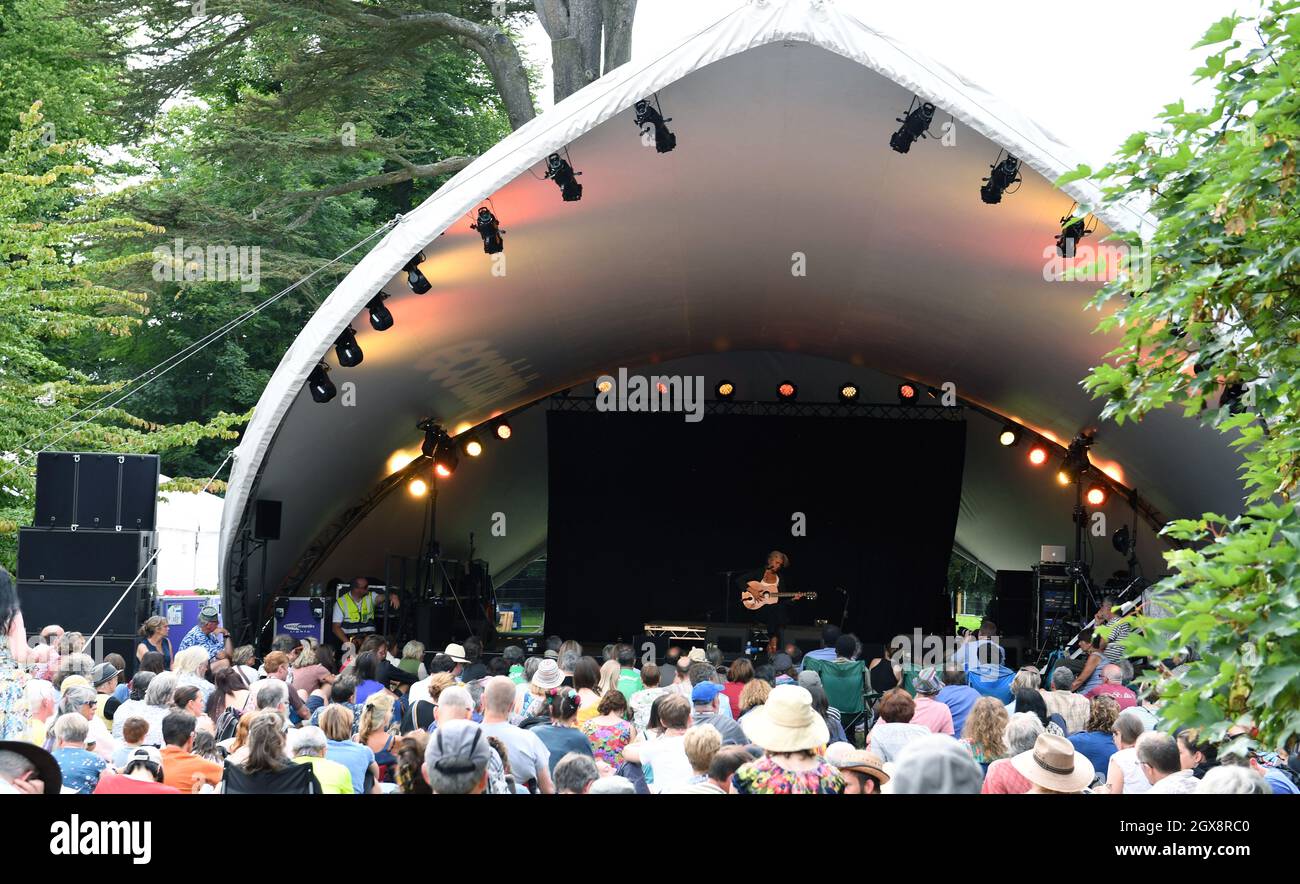 Vue générale du festival WOMAD qui s'est tenu à Charlton Park, Malmesbury, le 30 juillet 2016 Banque D'Images