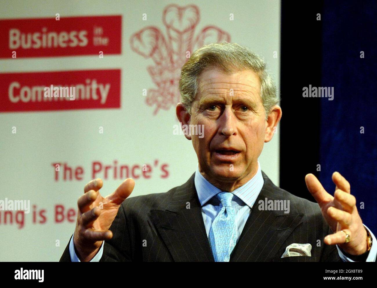 Le Prince Charles, Prince de Galles, prononce un discours pour souligner le 15e anniversaire de son initiative de voir est croyant au Wilton's Music Hall, à Wapping, dans l'est de Londres.Le Prince a visité le lieu, qui date des années 1850 et est la plus ancienne grande salle de musique au monde.Anwar Hussein/allactiondigital.com Banque D'Images