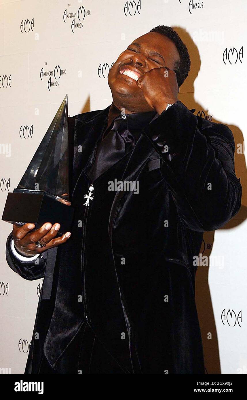 Luther Vandross à l'American MusicAwards à Los Angeles, CA le 1/9/02 photo de Jeff Kravitz/film Magic 310 450 6988 Banque D'Images