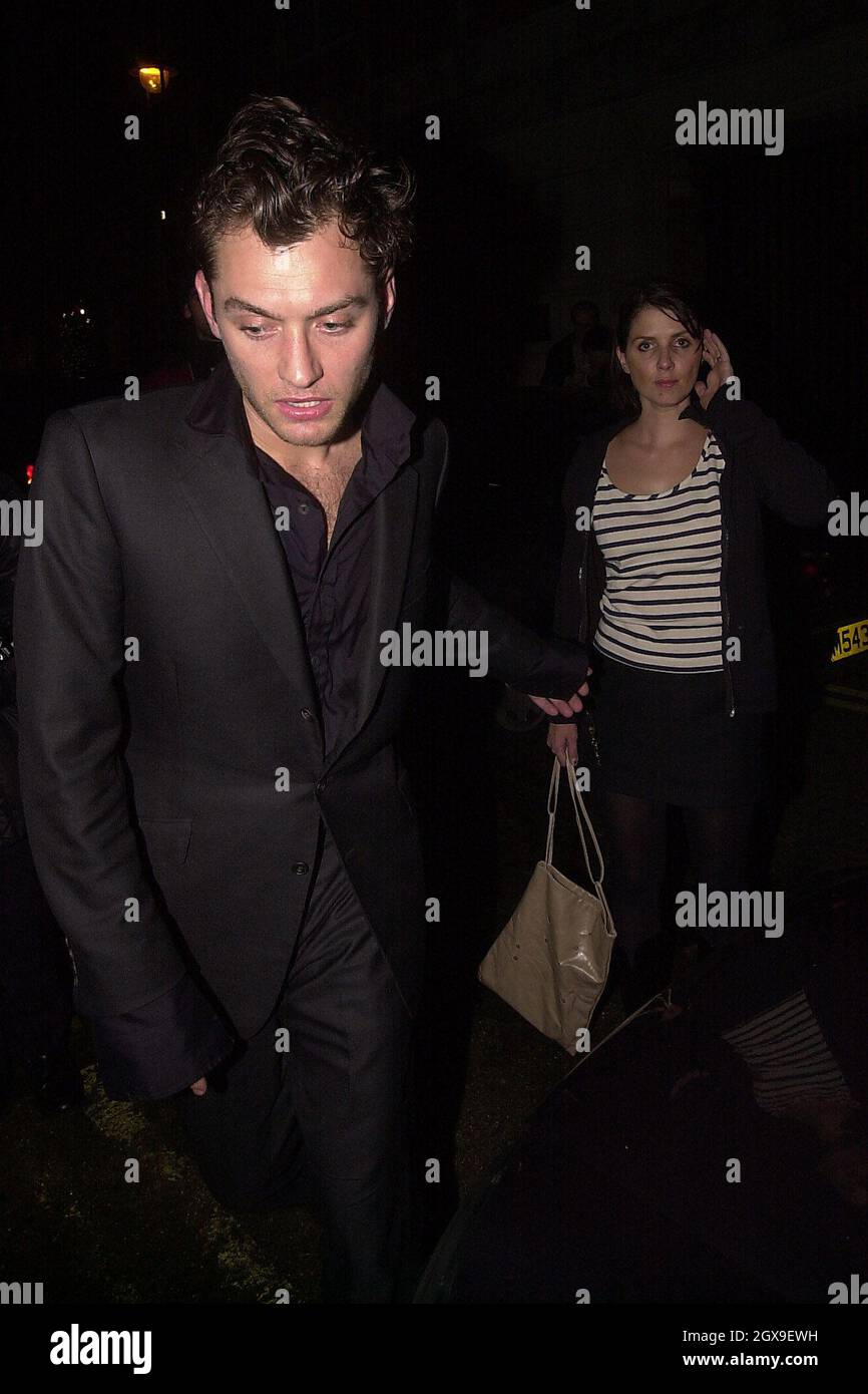 Jude Law et Sadie Frost au lancement de l'album Destinys Child à Londres. Banque D'Images