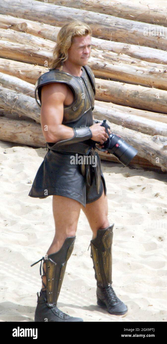 Brad Pitt sur le set de Troy à Malte. Banque D'Images