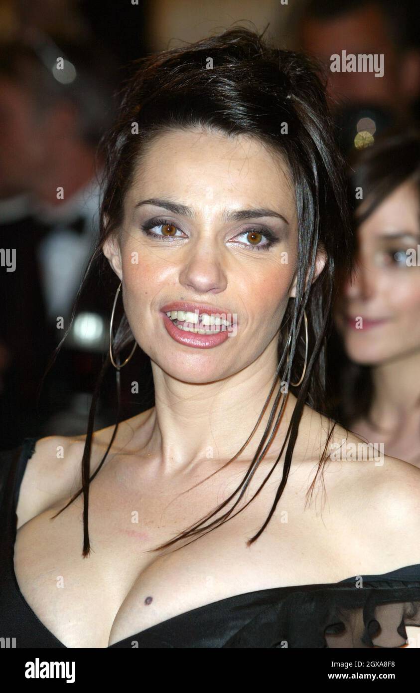 Beatrice Dalle à la première pour Clean, dans le cadre du Festival de Cannes 2004, France Banque D'Images