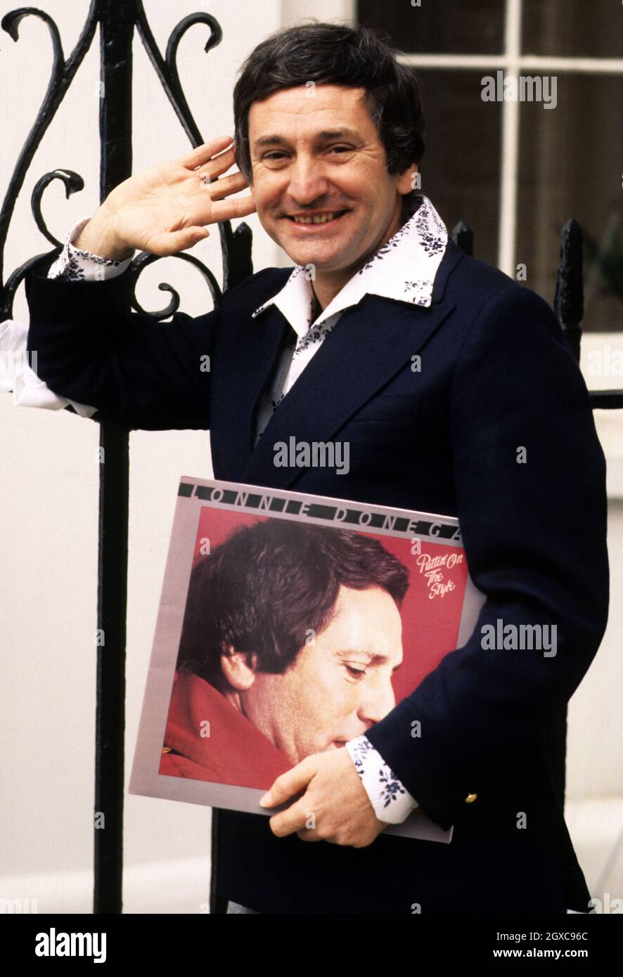 Lonnie donegan, chanteuse écossaise de skiffle, vers 1978 Banque D'Images