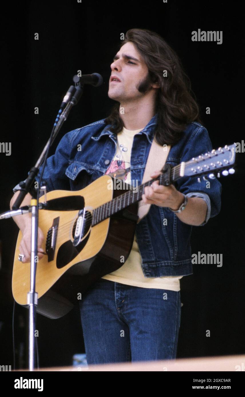 Glenn Frey, guitariste d'aigles, sur scène, vers 1975 Banque D'Images