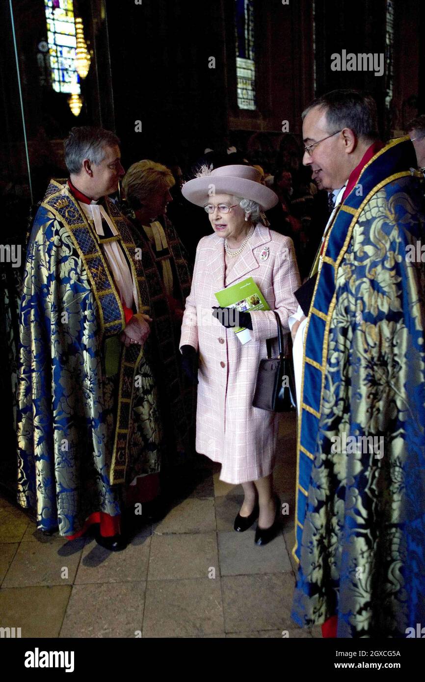 La reine Elizabeth ll fréquente le Commonwealth Service à l'abbaye de Westminster à Londres. Banque D'Images