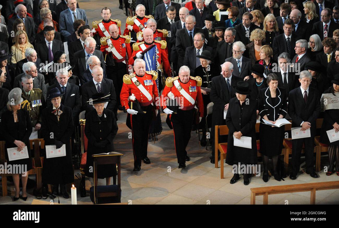 Vue générale du service de Thanksgiving pour la vie de Sir Edmund Hillary, conquérant de l'Everest, à la chapelle Saint-Georges, à Windsor, en Angleterre. Banque D'Images
