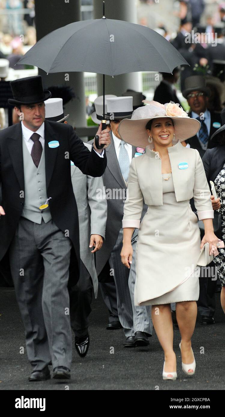 Princesse Haya Bint Al Hussein lors du deuxième jour des courses d'Ascot à l'hippodrome d'ascot dans le Berkshire Banque D'Images