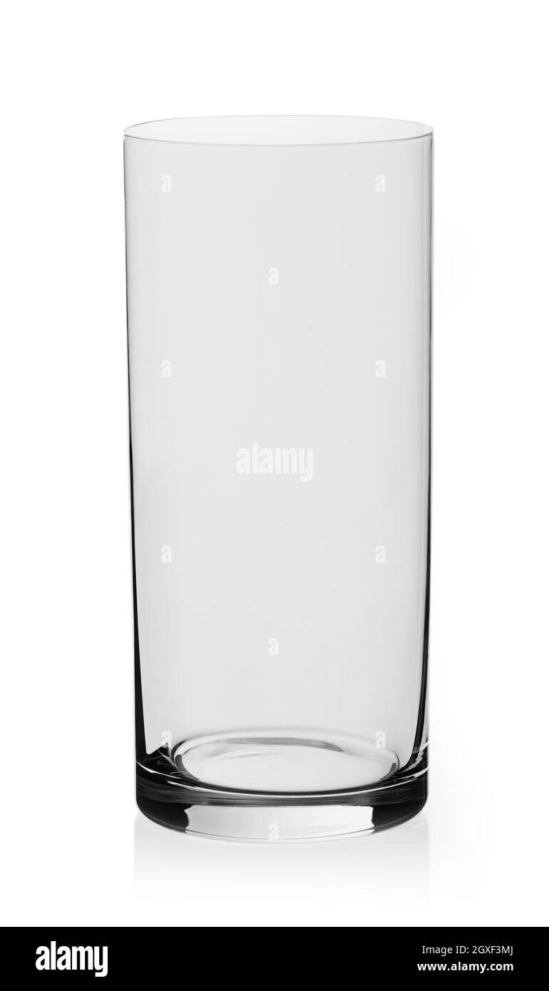 Verre vide à l'eau sur fond blanc Banque D'Images