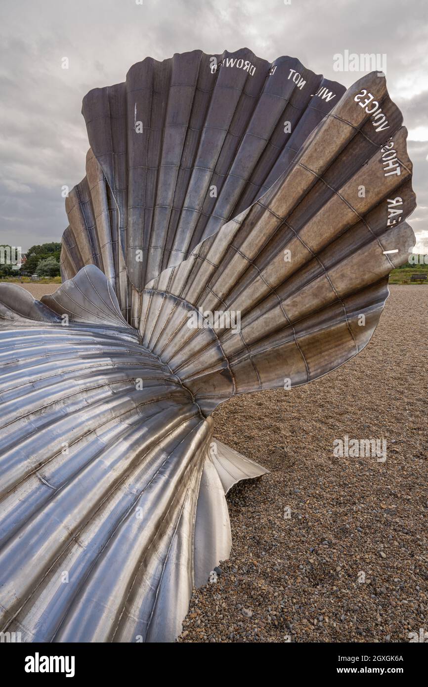 Le Scallop à la plage d'Aldeburgh, par Maggi Hambling comme un hommage à Benjamin Britten Banque D'Images