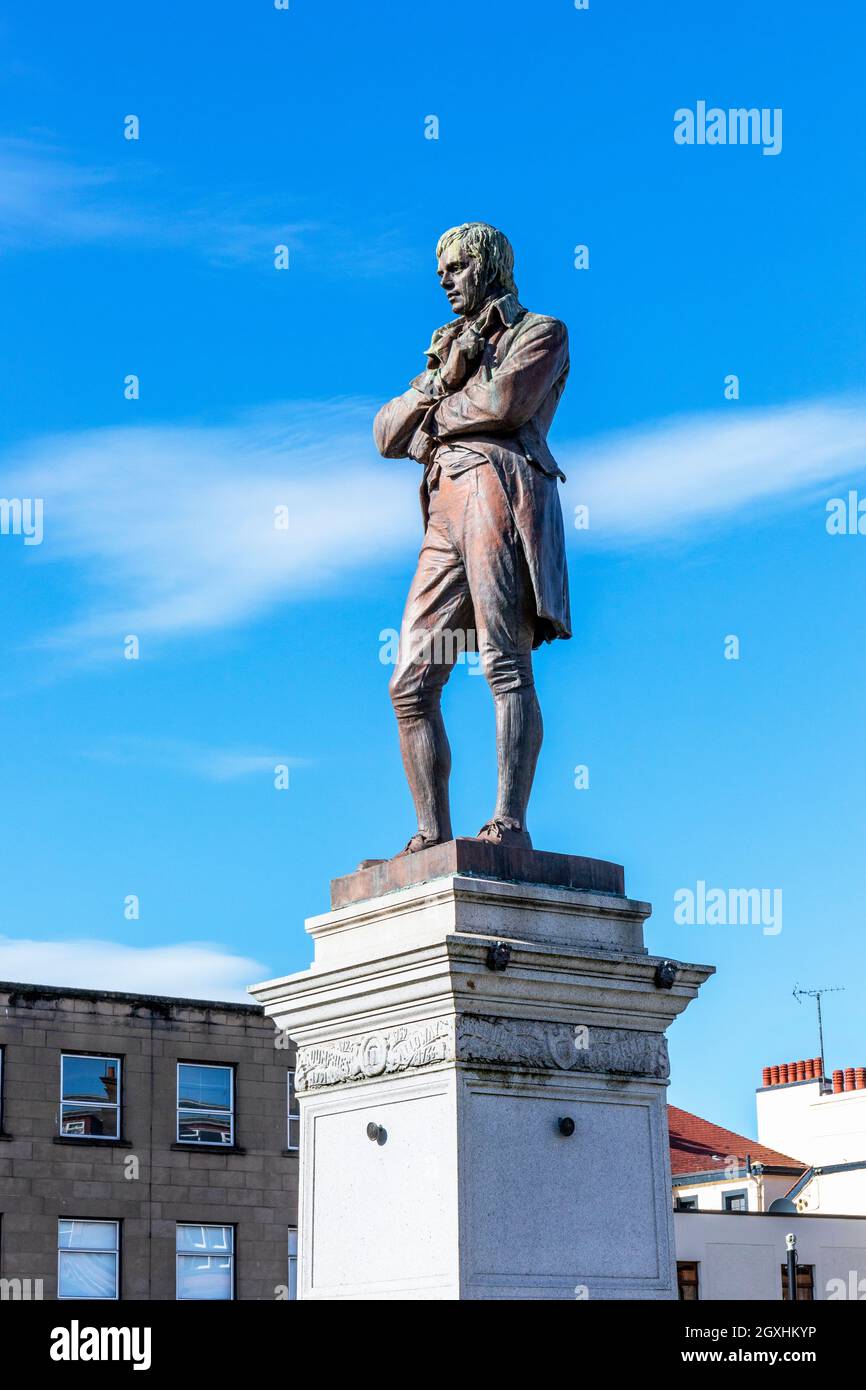 Statue de Robert Burns, barde national écossais, célèbre poète du XVIIIe siècle, à Burns Statue Square, Ayr, Écosse, Royaume-Uni Banque D'Images