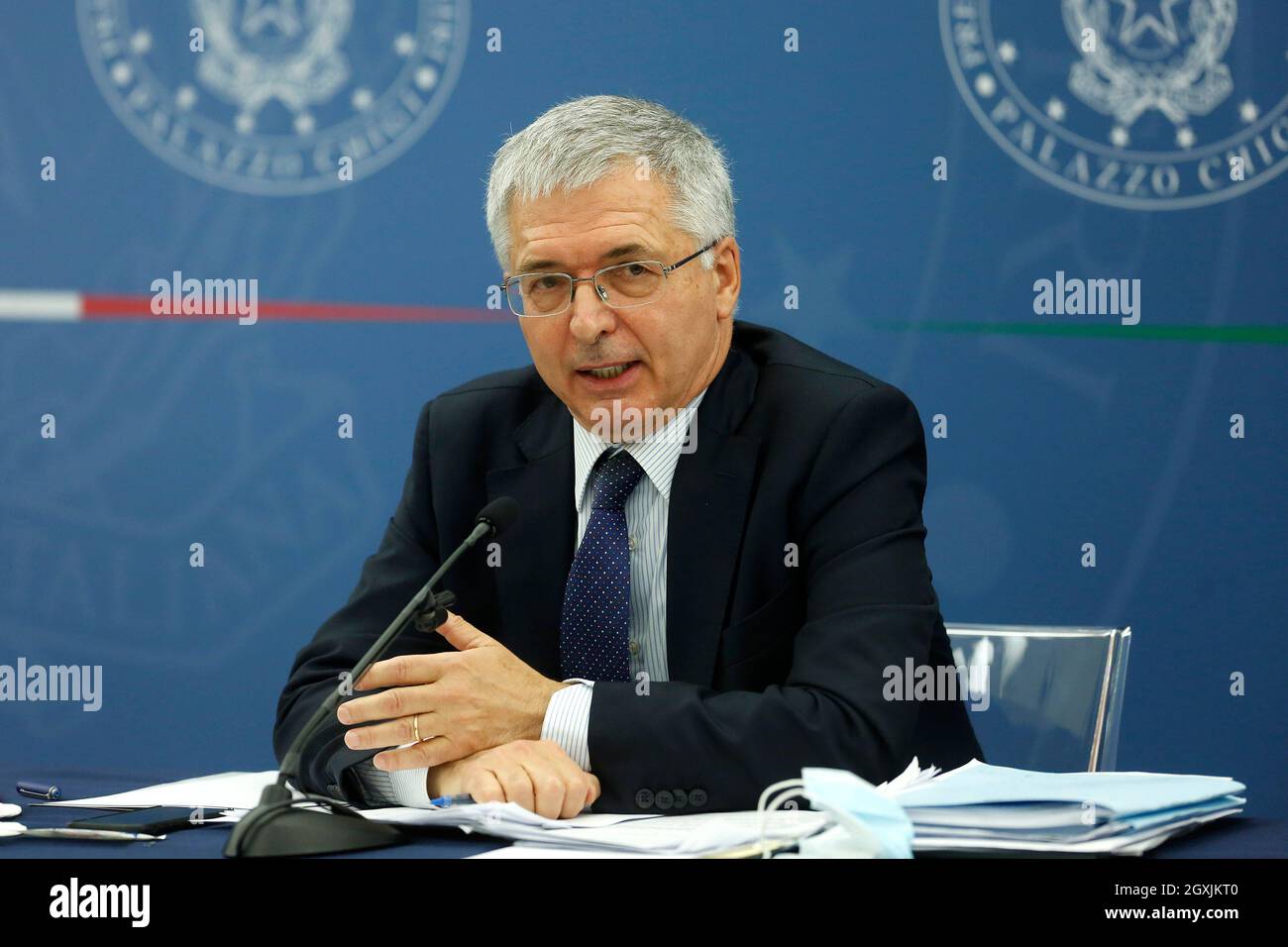 Rome, Italie. 05e octobre 2021. Le ministre de l'économie Daniele Franco assiste à une conférence de presse après le cabinet du ministre.Rome (Italie), 5 octobre 2021 photo Samantha Zucchi Insidefoto crédit: Insidefoto srl/Alay Live News Banque D'Images